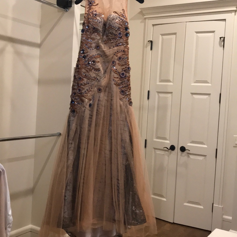 Evening gown by Rina diMontella - Picture 5 of 8